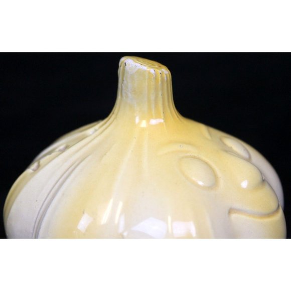 Vtg 60s Anthropomorphic Smiling Garlic Shaped Salt Pepper Shaker Yellow Ceramic - Picture 6 of 11